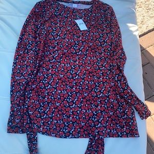 Motherhood maternity roses shirt - size M